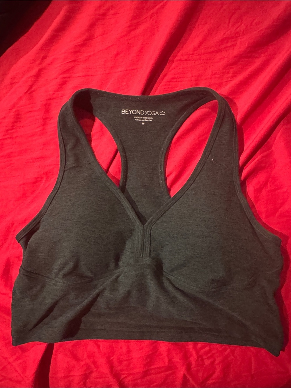 Beyond Yoga Lift your spirits V-Neck Racerback Tank Bra